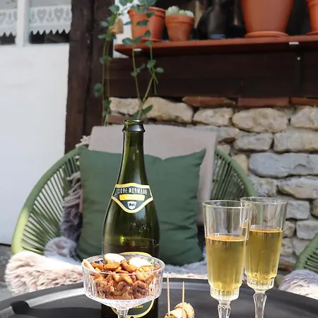 La * Le Breuil-en-Bessin